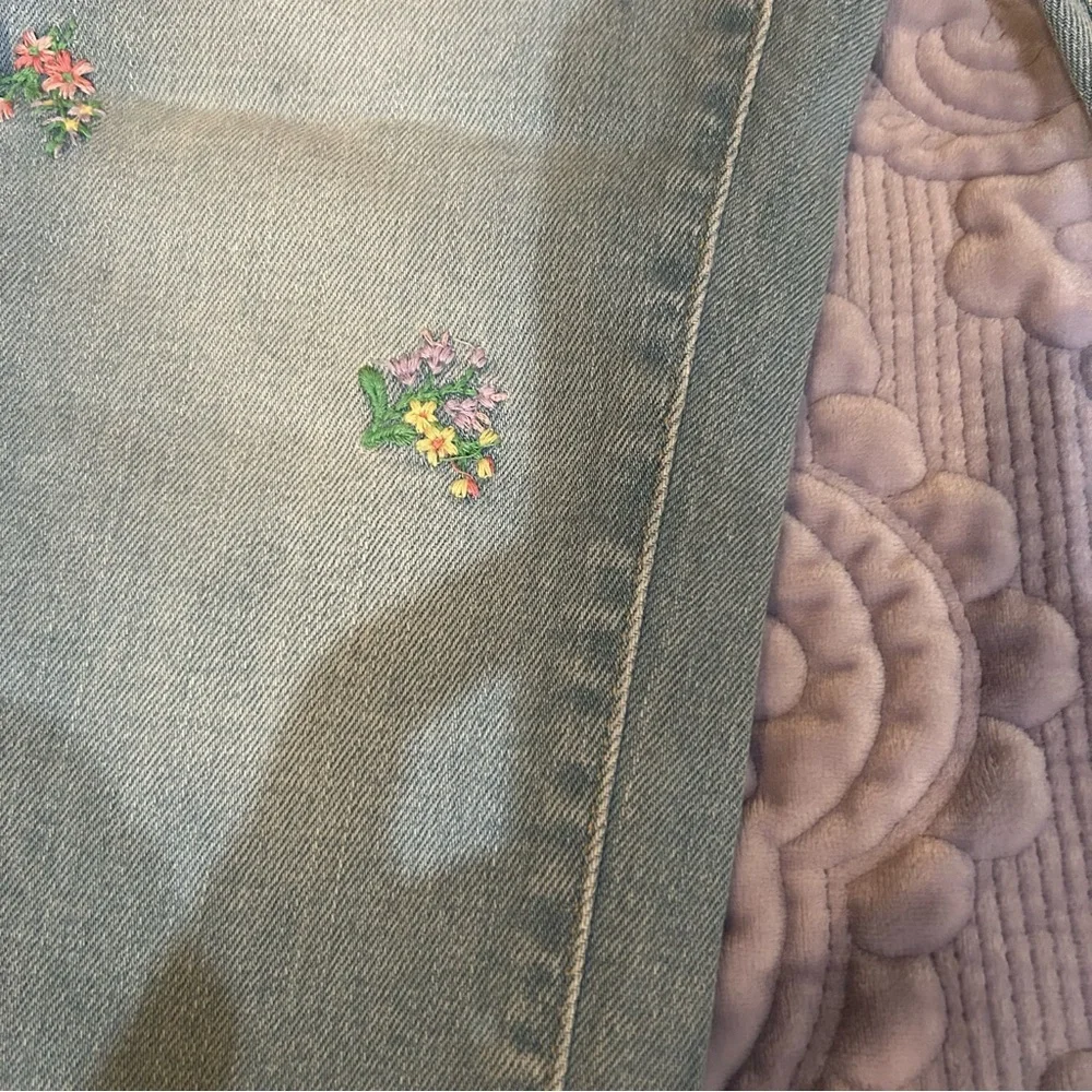NWT Gap embroidery jeans High rise  Adjustable waist size 12 girls